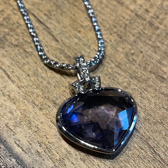 Swarovksi Oceanic Tanzanite Crystal Heart Necklace NWT - Picture 4 of 14